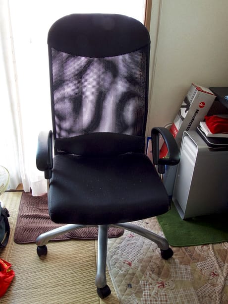 chair1